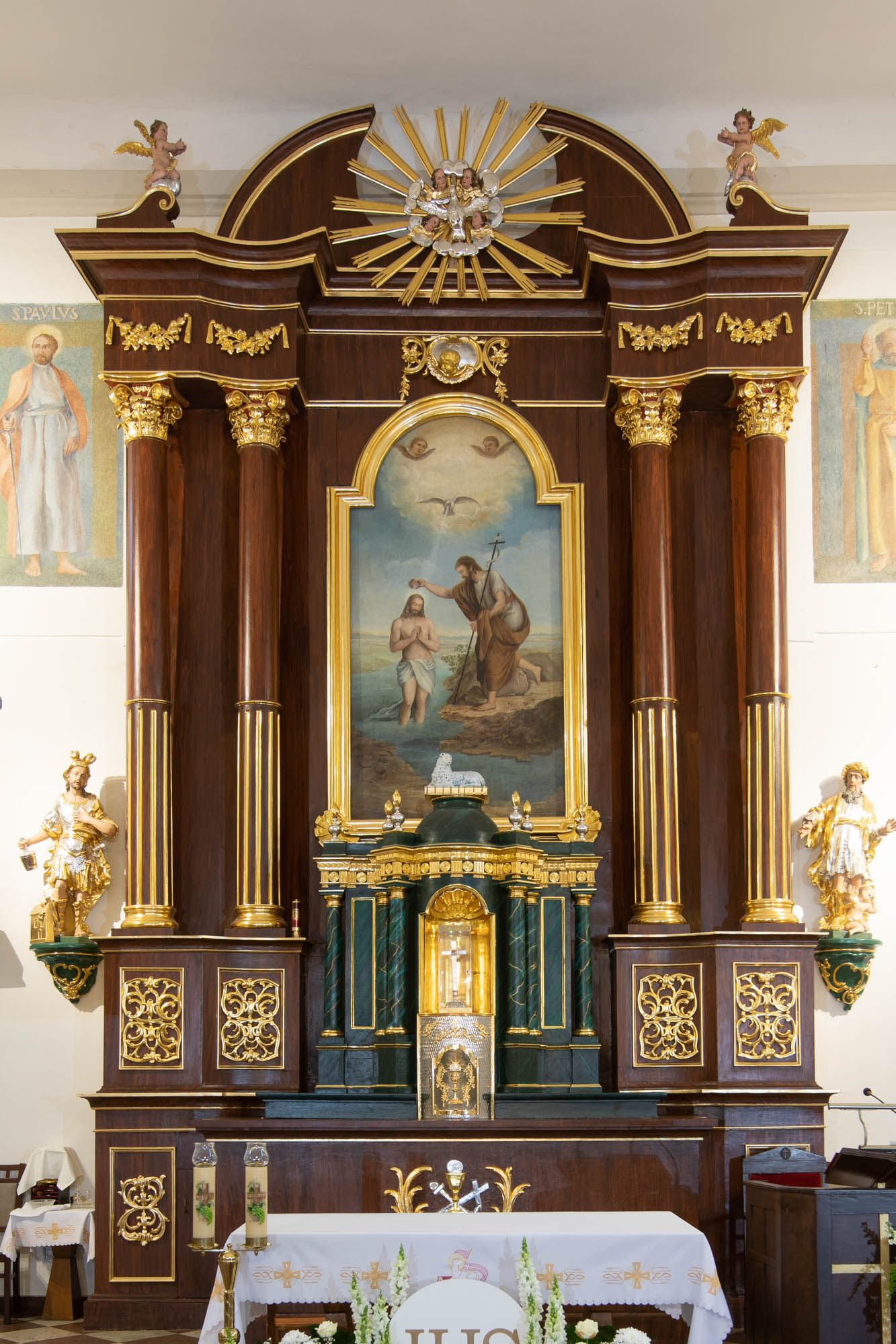 Ołtarz główny