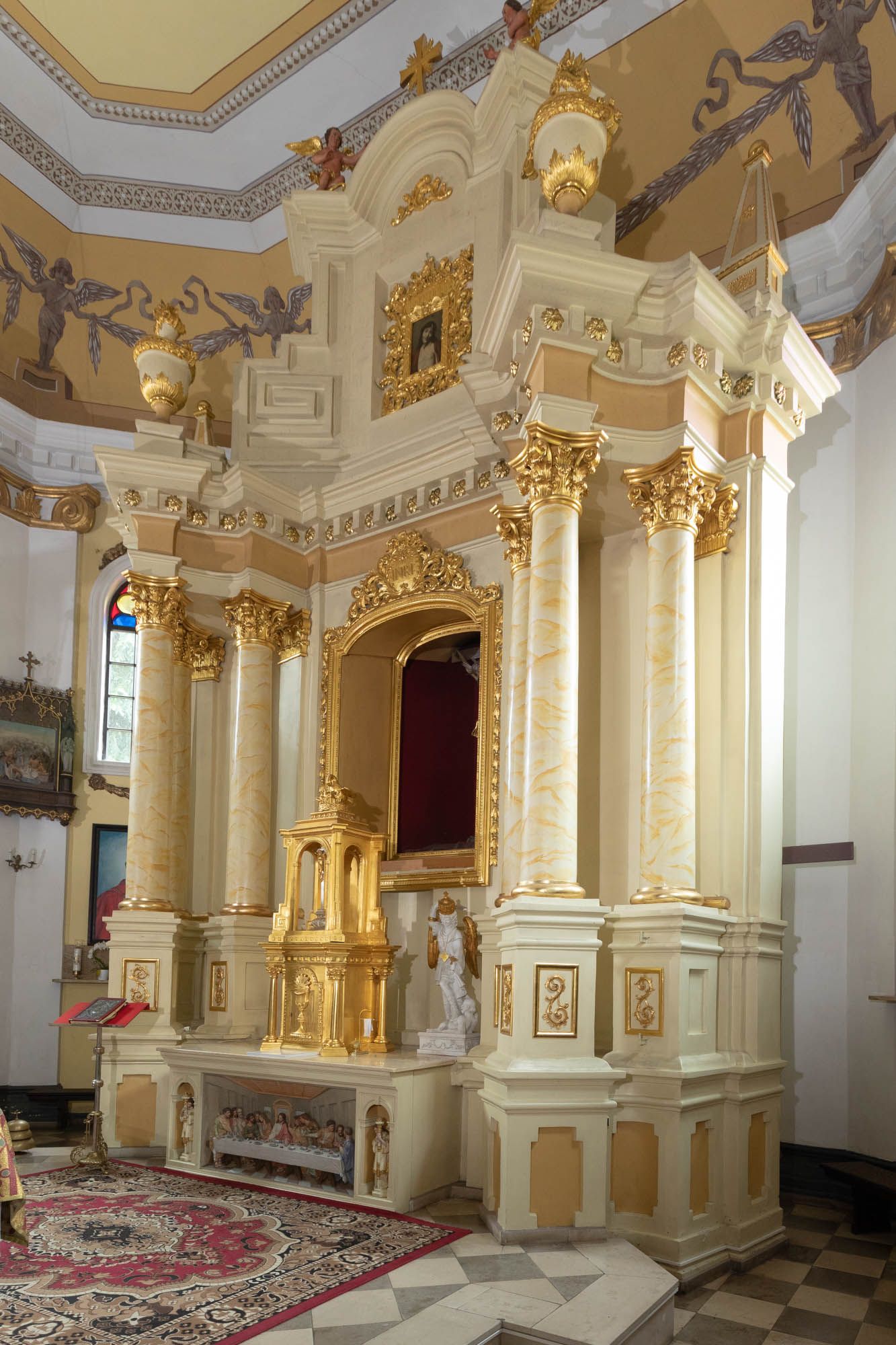 Ołtarz główny