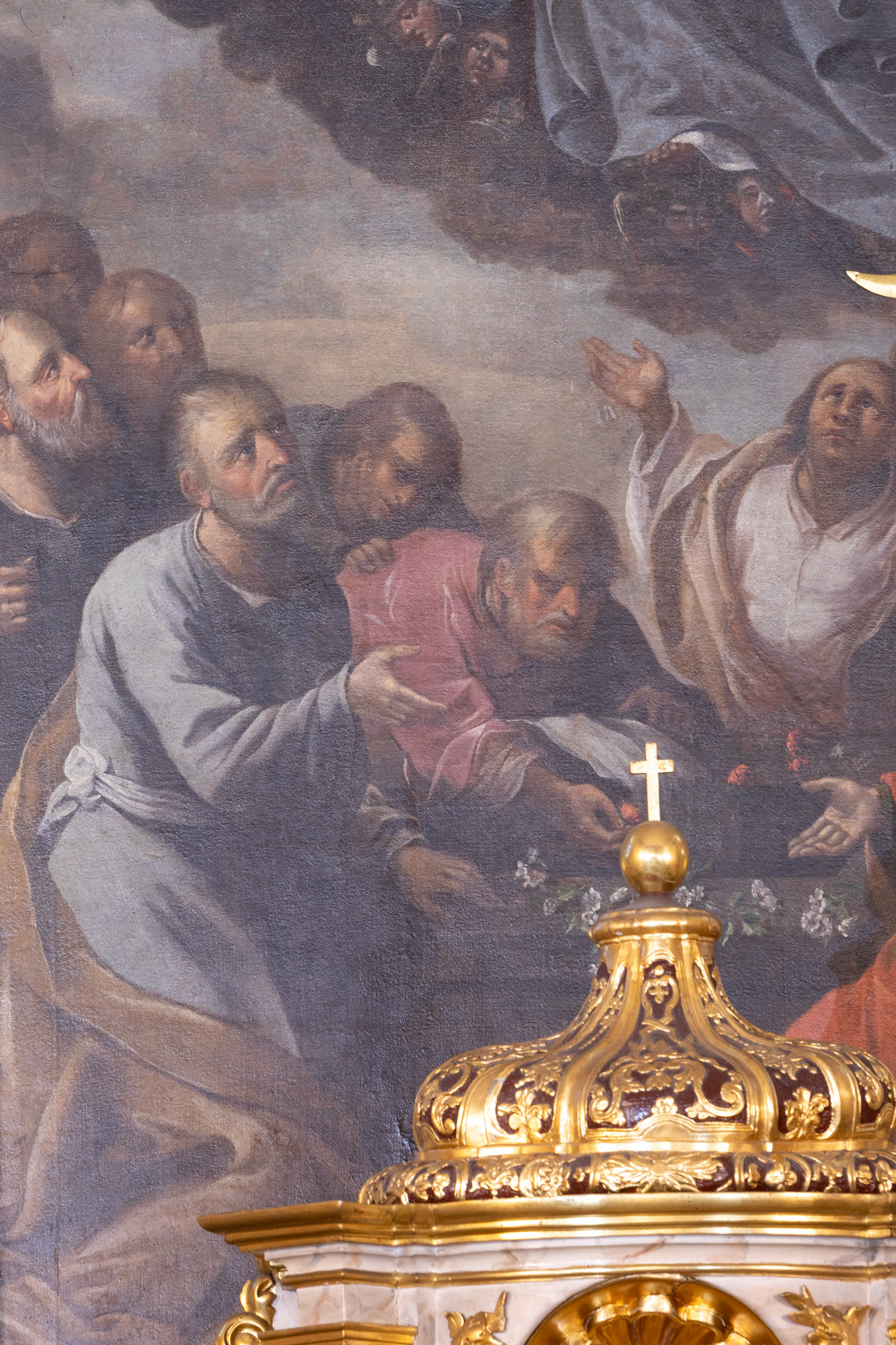 Obraz Wniebowzięcia Najświętszej Marii Panny – w ołtarzu głównym