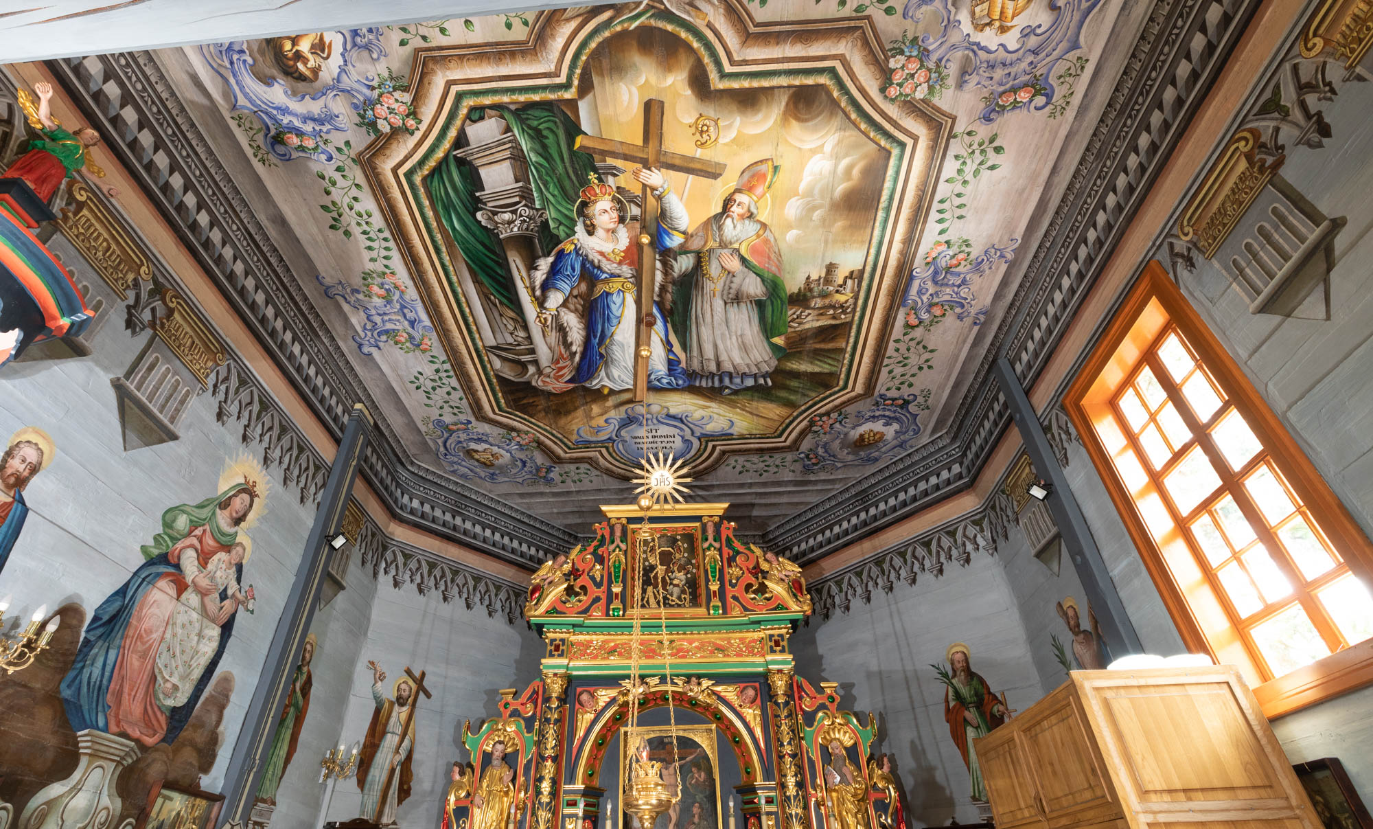 sufit prezbiterium
