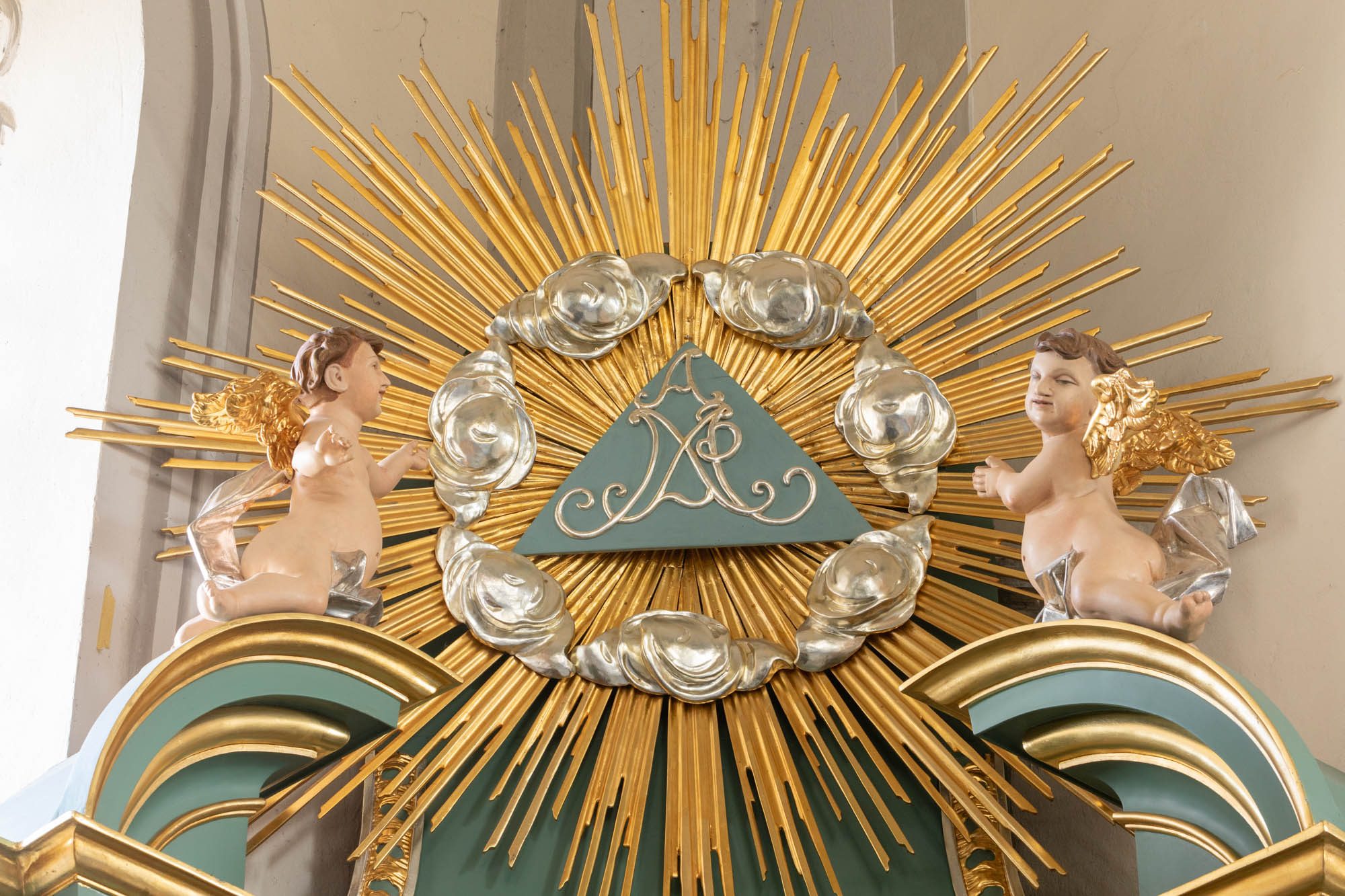 Ołtarz boczny – str. lewa nawy