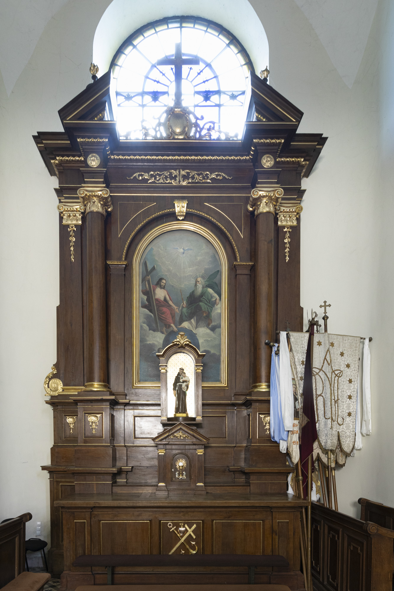 OŁTARZ boczny pw. św. Trójcy