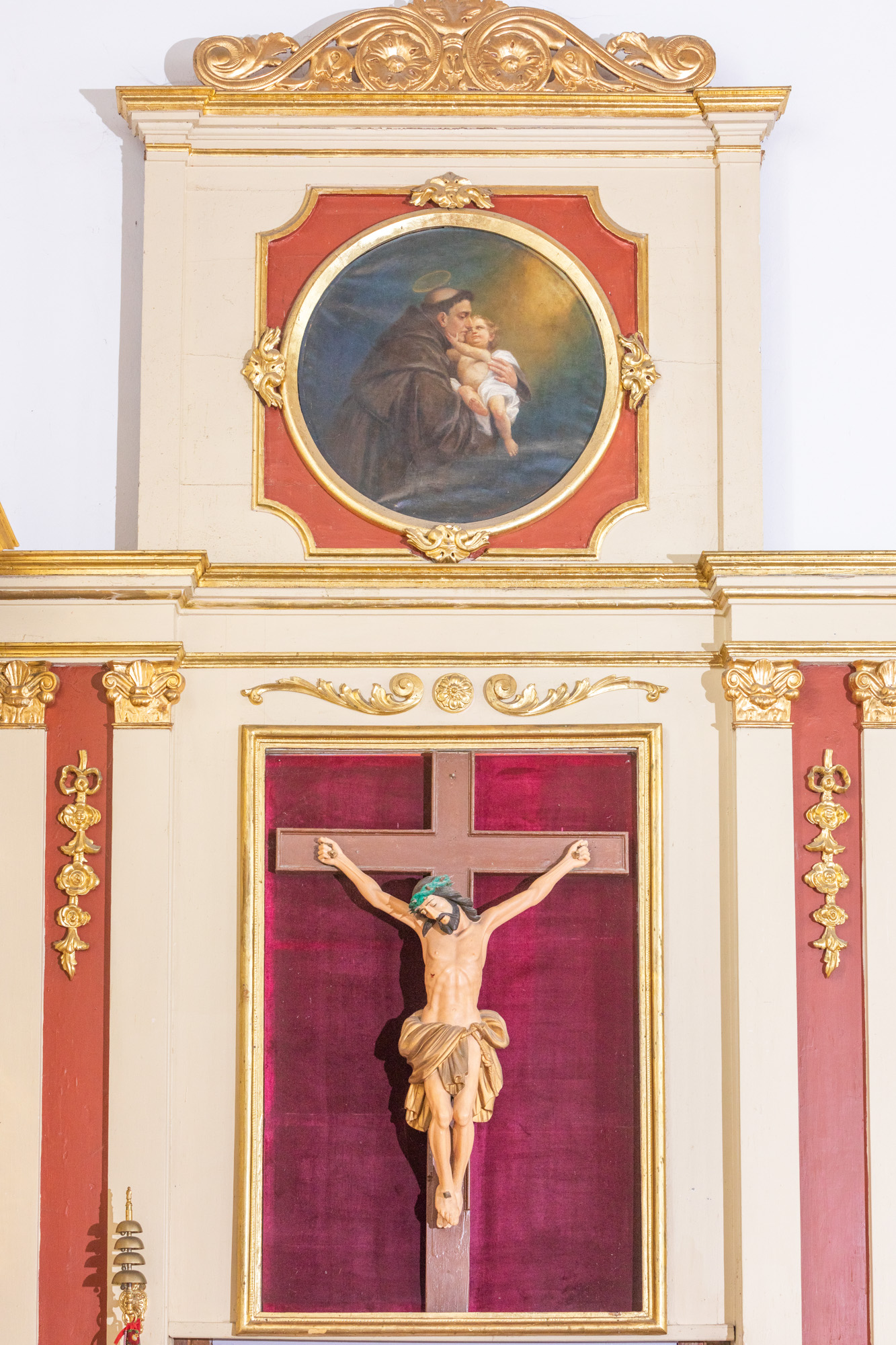 Obraz św. Franciszka z Dzieciątkiem - w ołtarzu bocznym lewym p.w. Ukrzyżowania