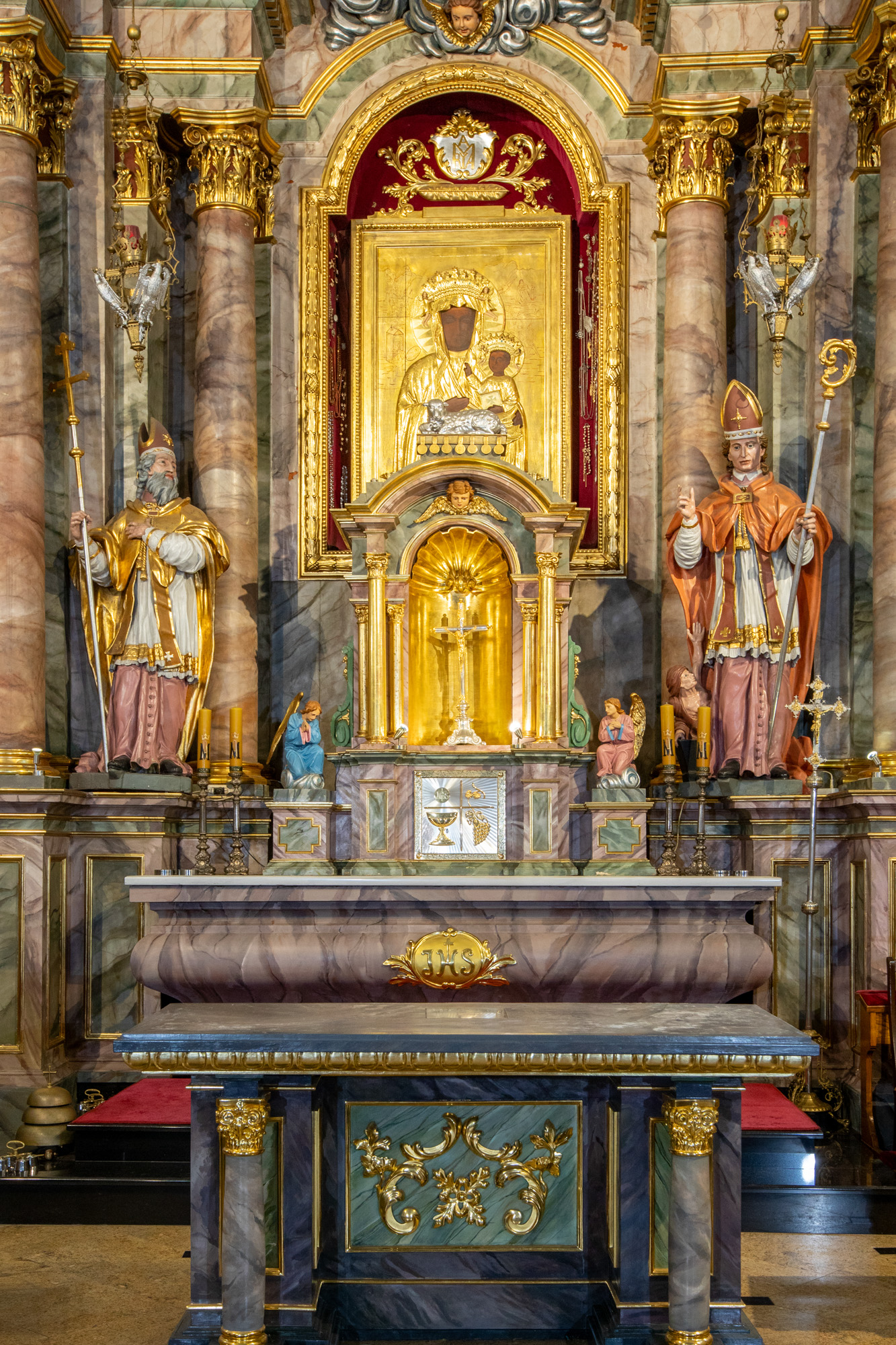 Ołtarz główny – Ołtarz Nawrócenia św. Pawła