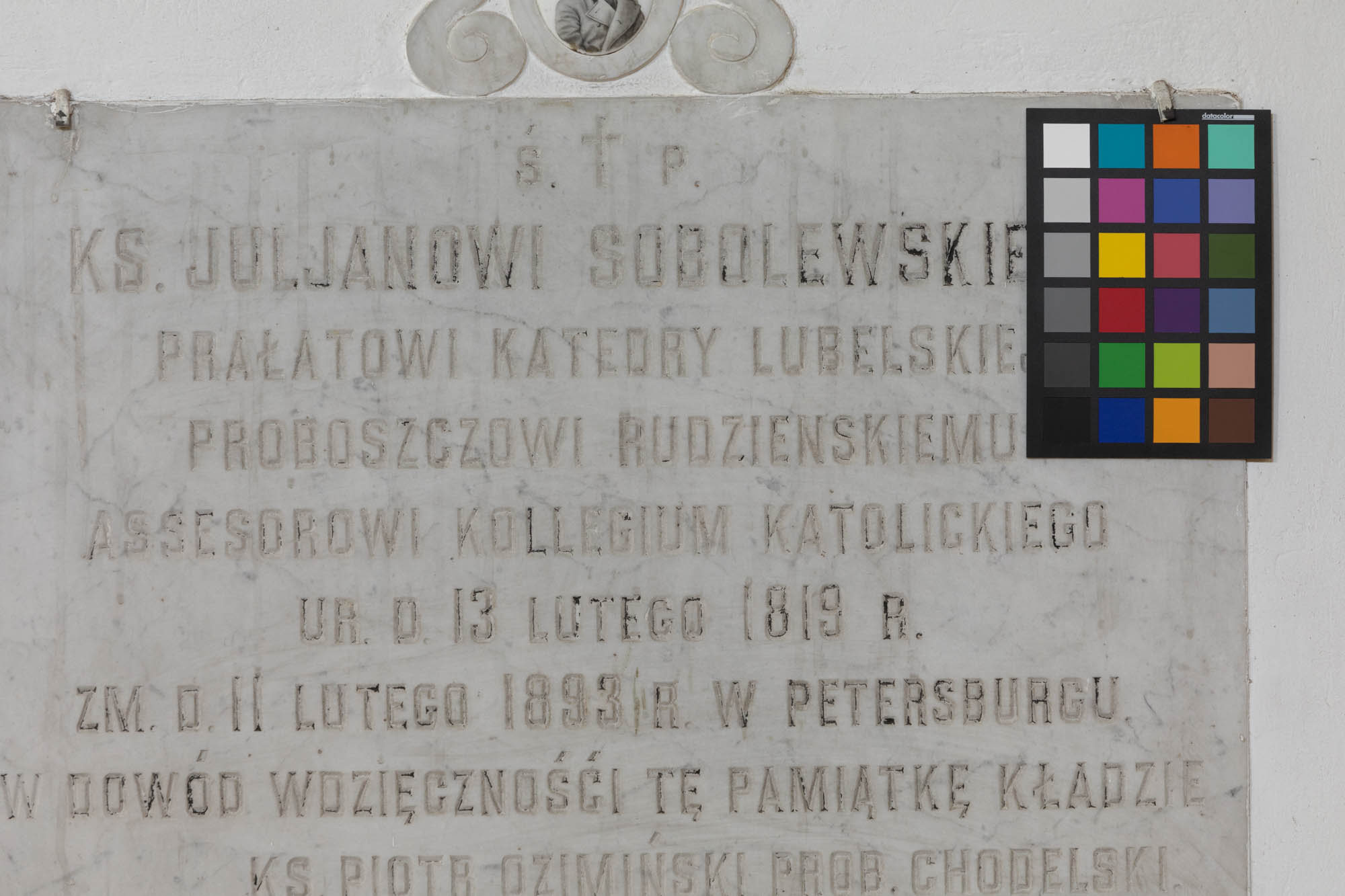 Tablica pamiątkowa ks. Juliana Sobolewskiego zm. 1893 r