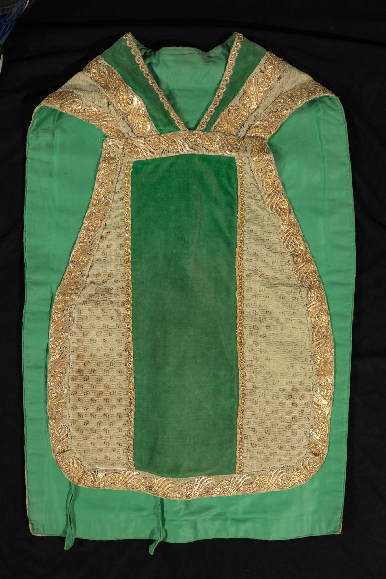 Ornat zielony