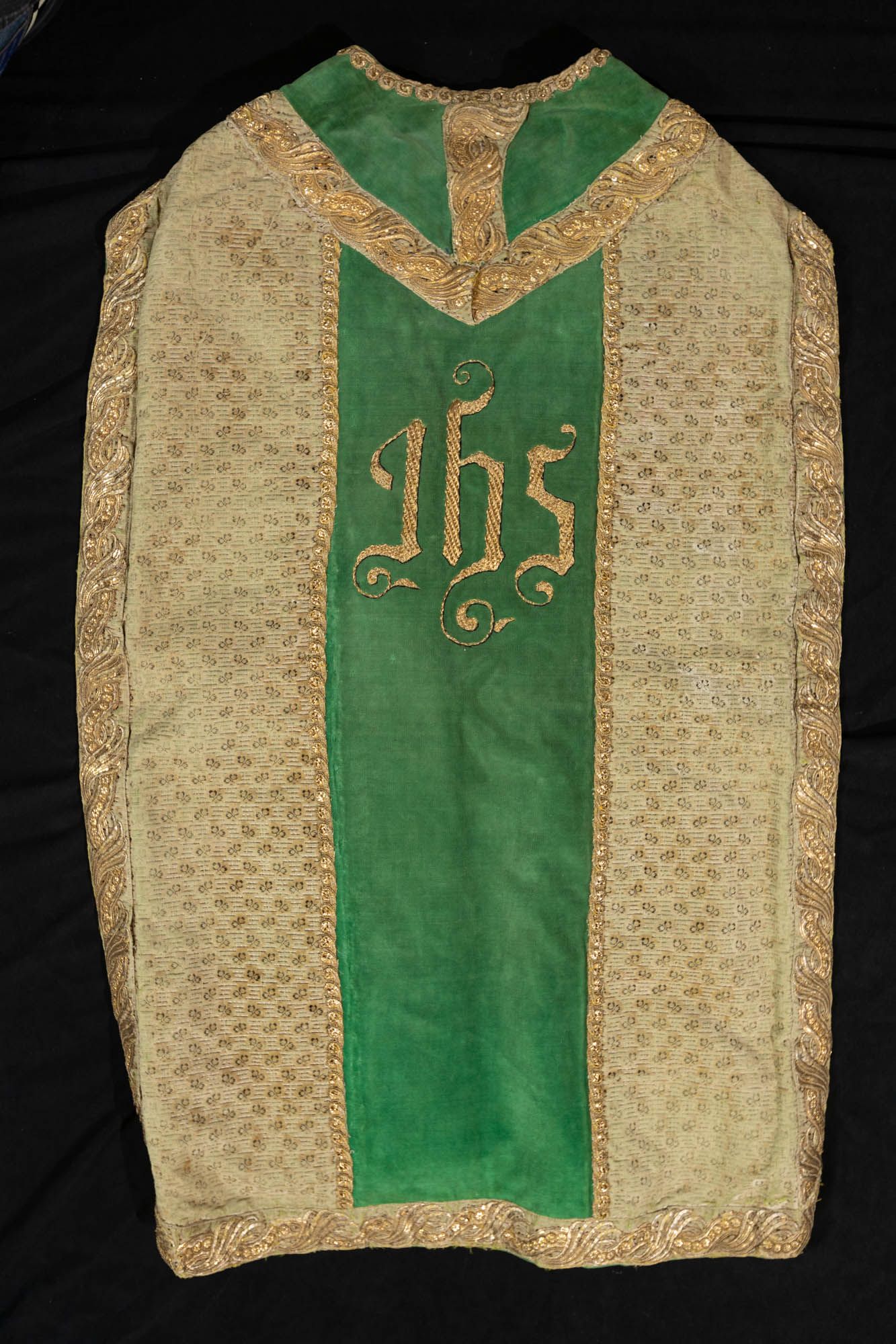 Ornat zielony