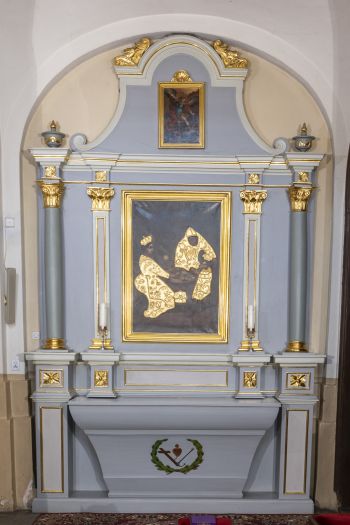 Ołtarz w kaplicy płd. zach.