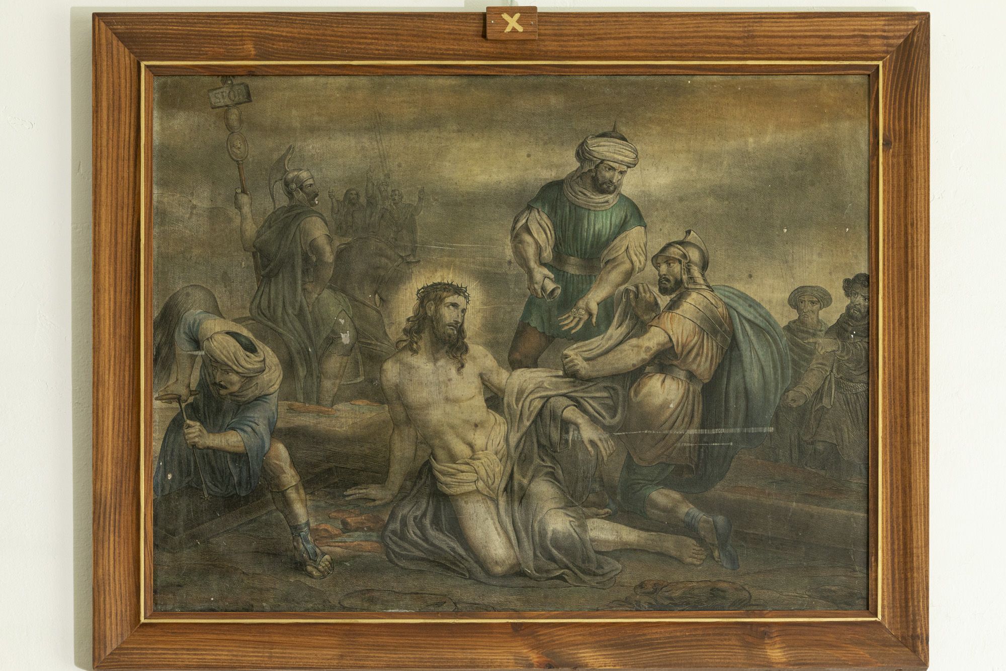 Stacja drogi krzyżowej – Pan Jezus z szat obnażony