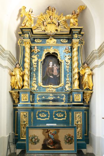 Ołtarz boczny pw. Matki Boskiej w nawie bocznej prawej