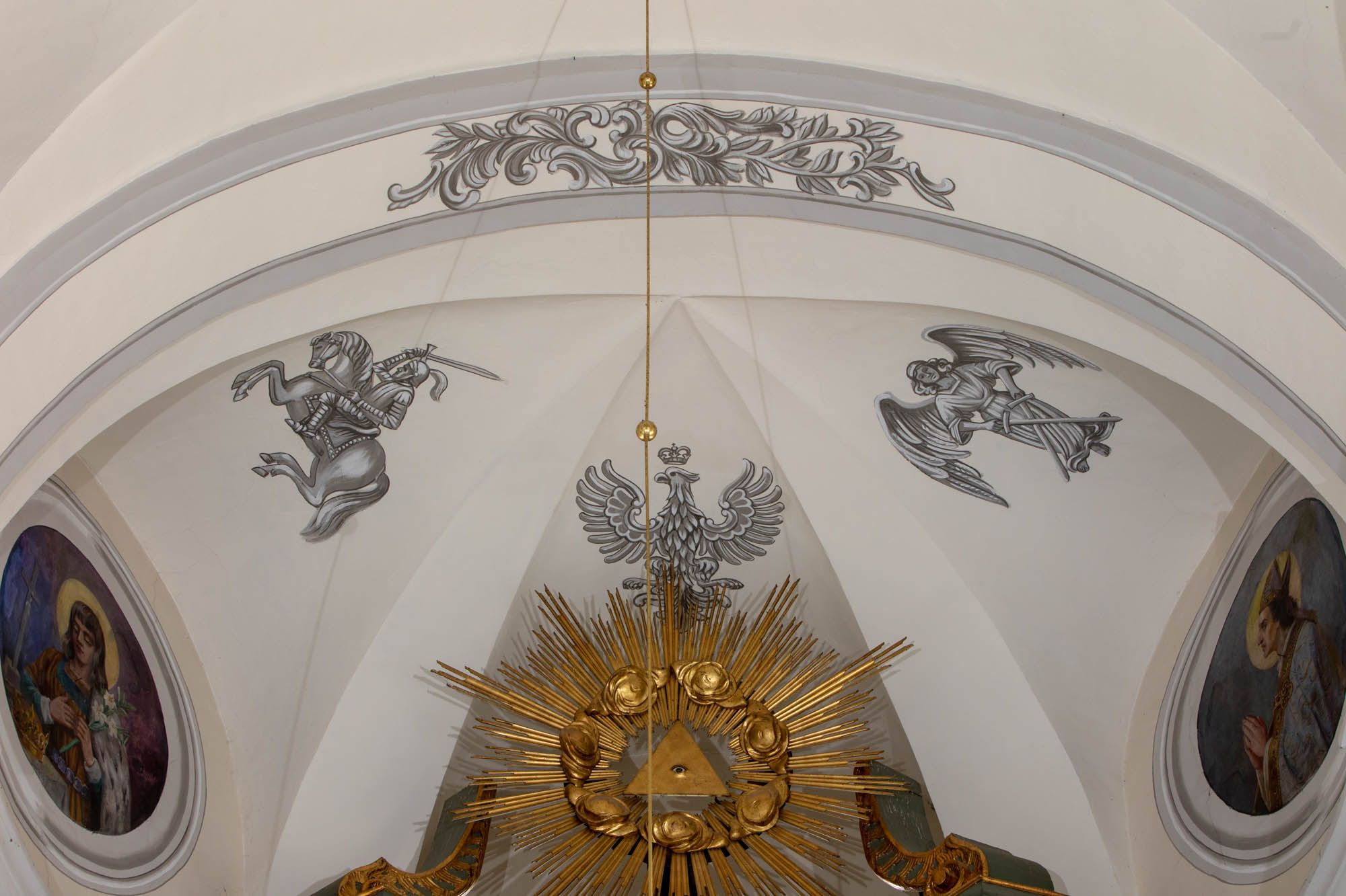 Polichromia nawy i prezbiterium