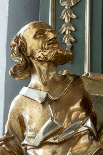 Rzeźba - św. Piotr (na ołtarzu głównym)