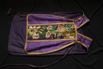 Ornat fioletowy - kolumna